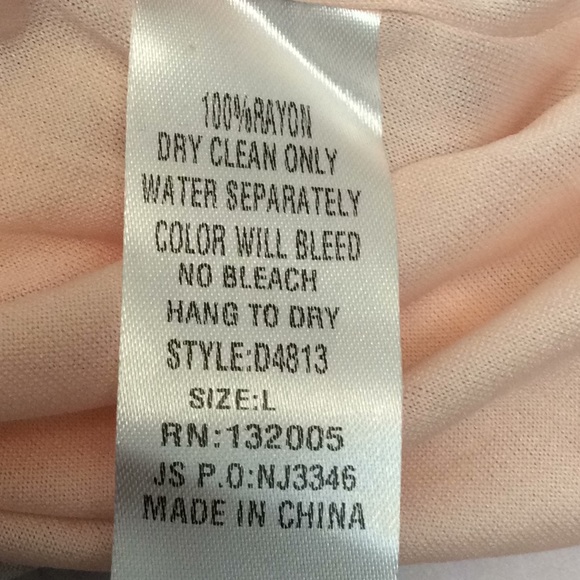 Southwestern Off The Shoulders Entro Mini - Picture 6 of 6